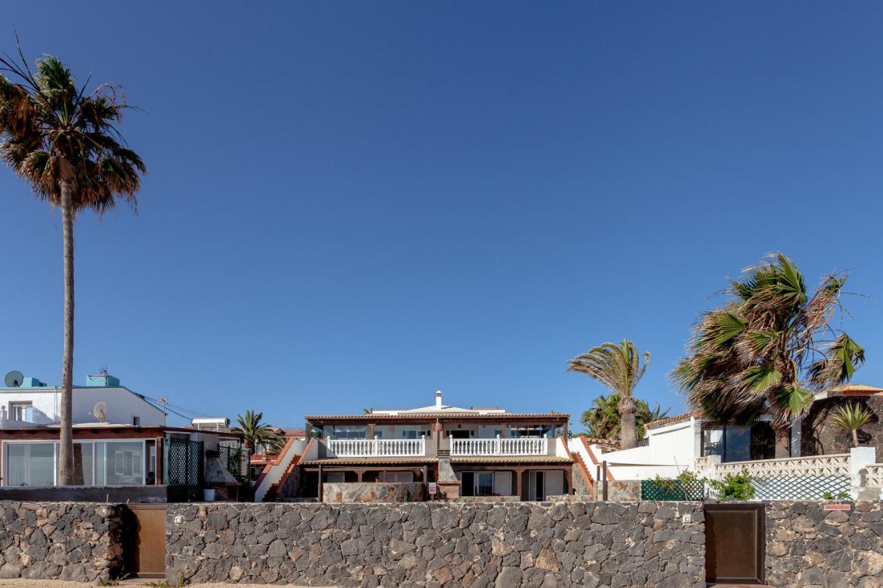 Villa Marina I Beachfront By Holidays *