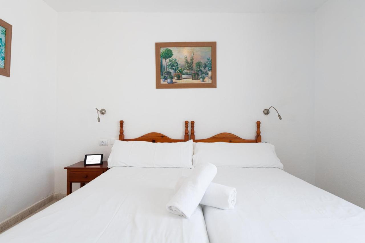 Apartamento 1 Con Terraza Y Piscina En *