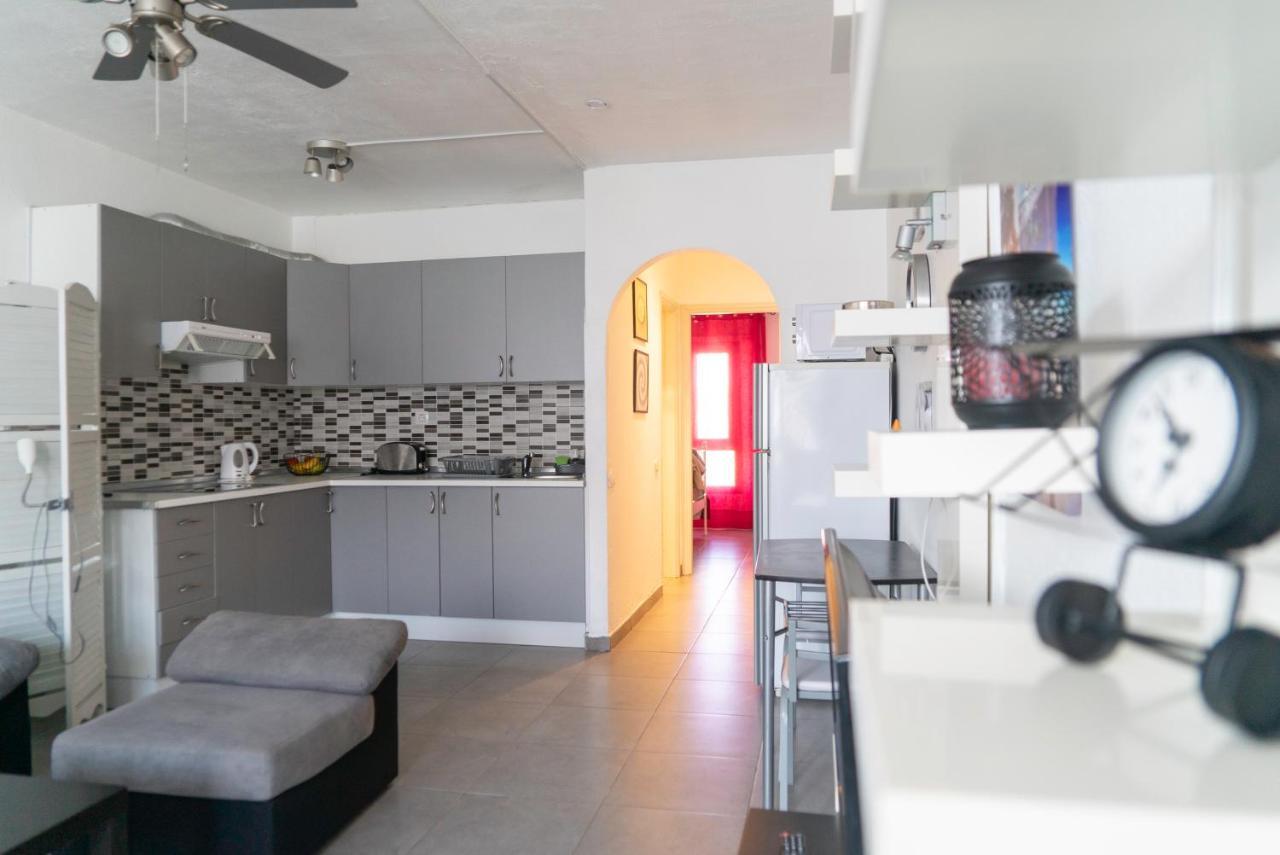 Aloha Apartment