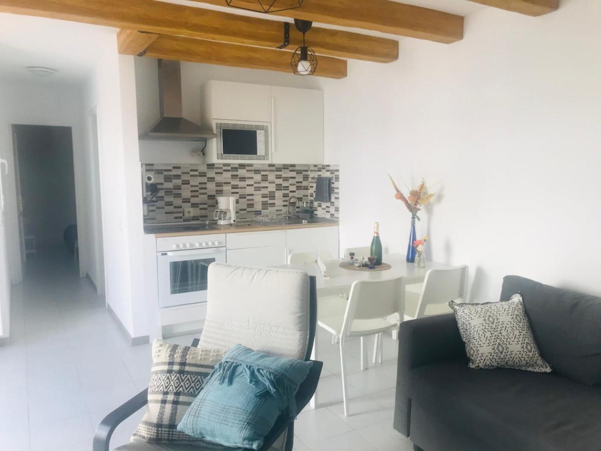 Olas De Lobos Apartment *