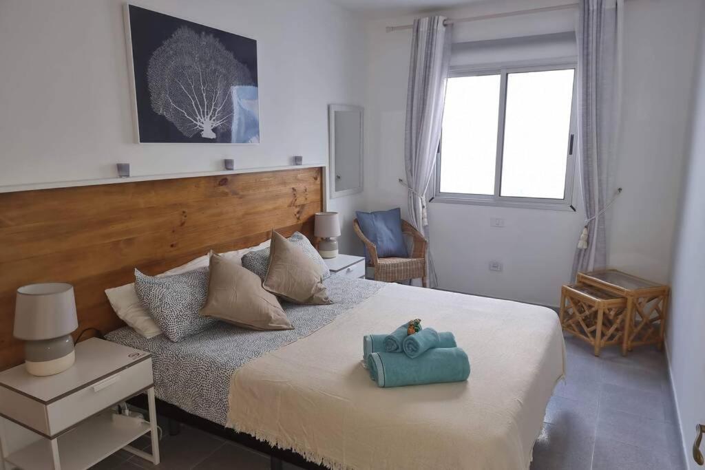 Casa Gales: Relax Next To The Sea For Families * Corralejo