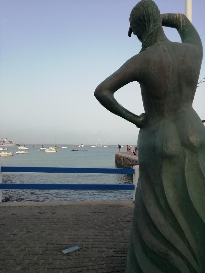 Seven Roses * Corralejo