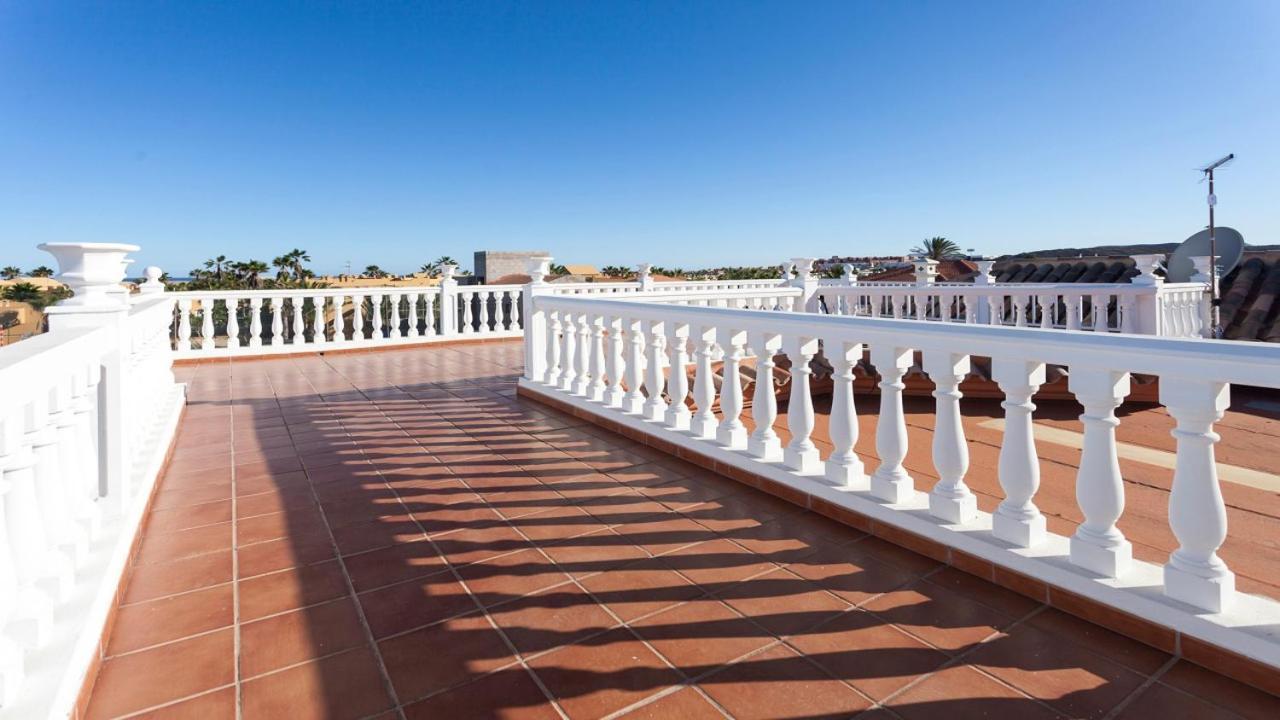 Mx Villa *