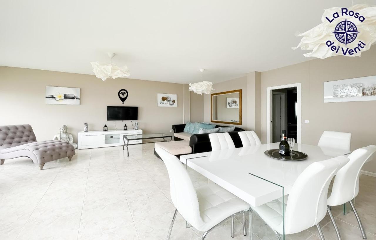 Rosa Dei Venti Sea View - 4 Persons - Wifi Free Apartamento