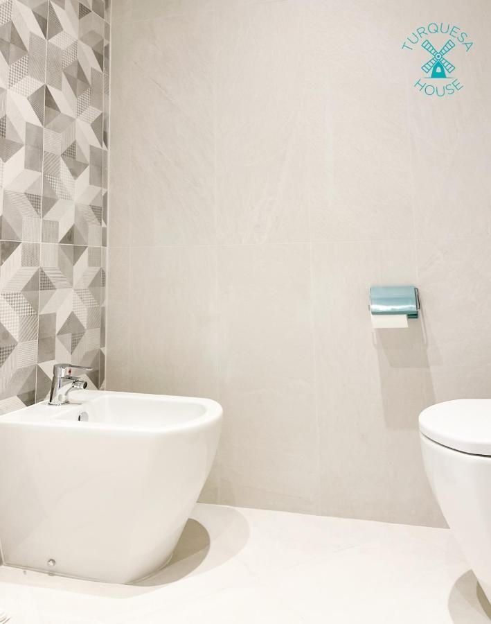 Amazing Turquesa House - Central Town - Wifi Free