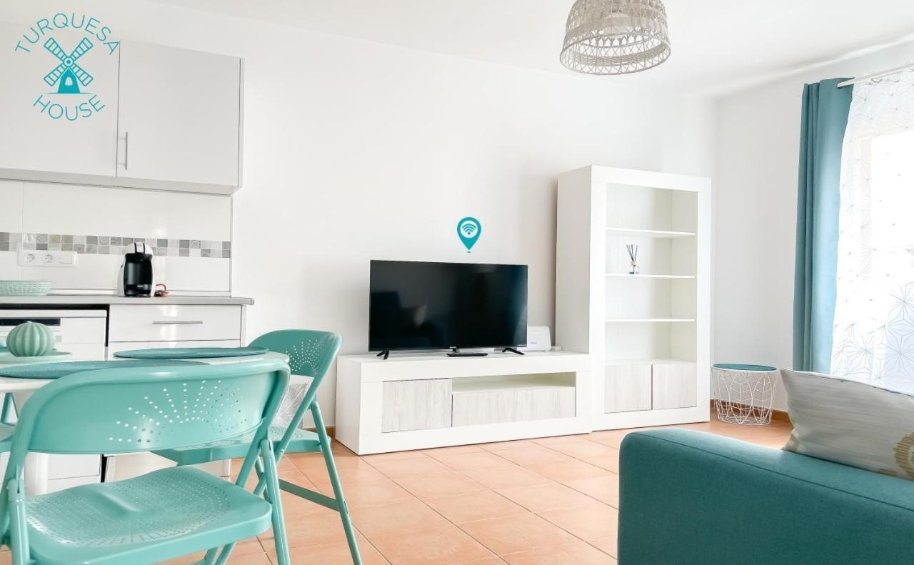 Amazing Turquesa House - Central Town - Wifi Free Apartment