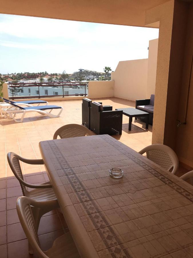 Big And Bright Apartment Corralejo