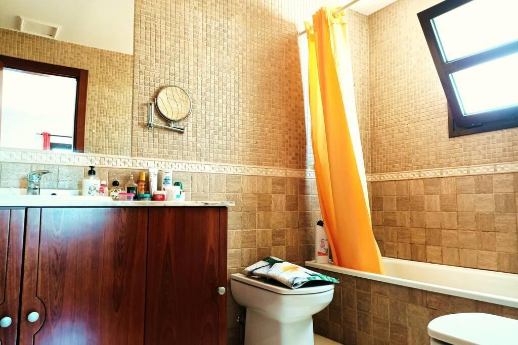 Villa Casa Shakka Rocka: Lux With Pool And View Corralejo