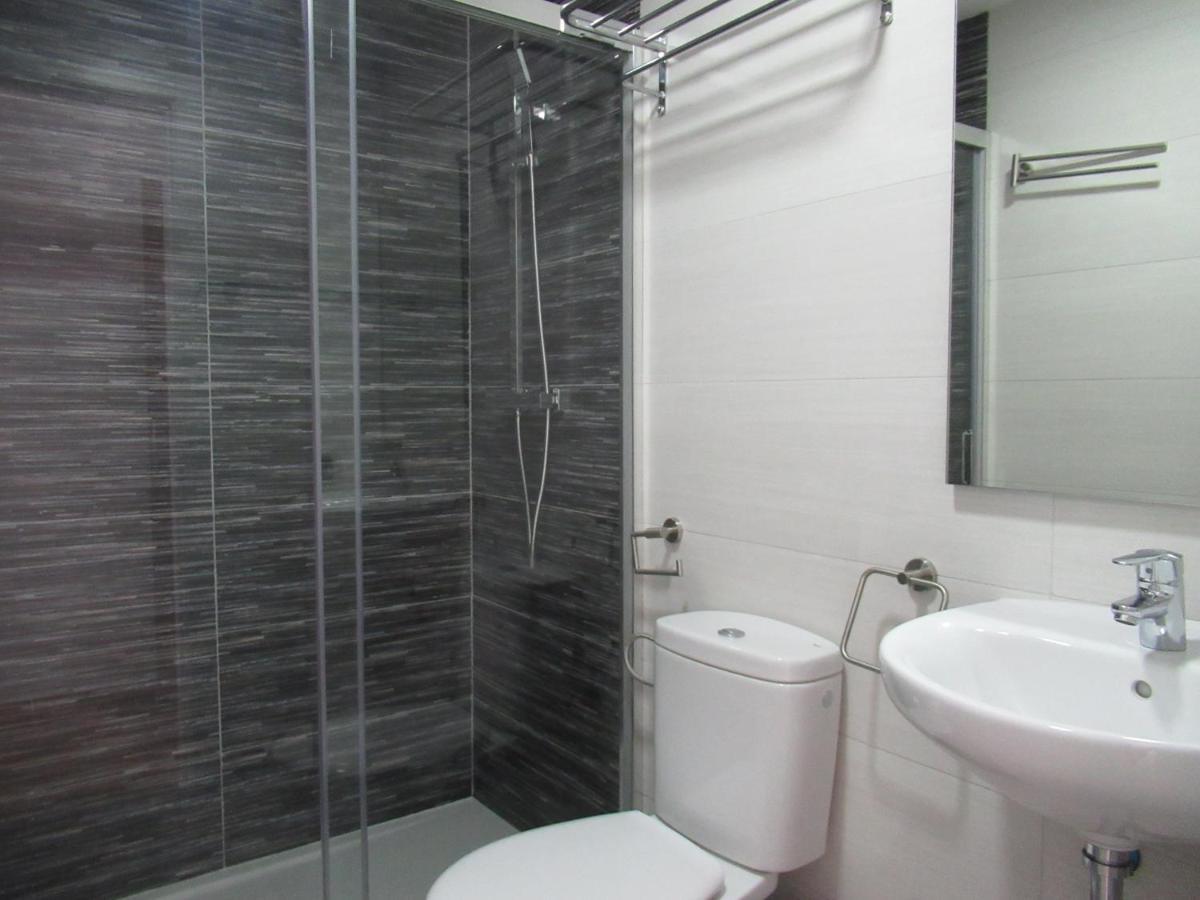 Aparthotel Nautico Suites, Private Room&bathroom (adults Only) *