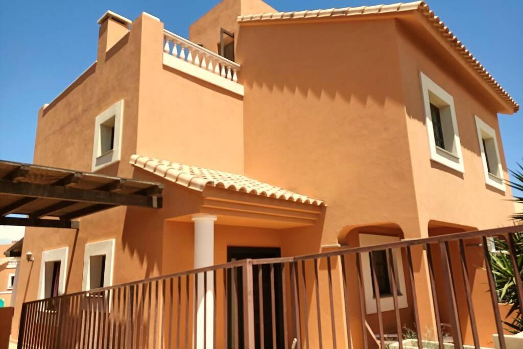 Casa Shakka Rocka: Lux With Pool And View * Corralejo