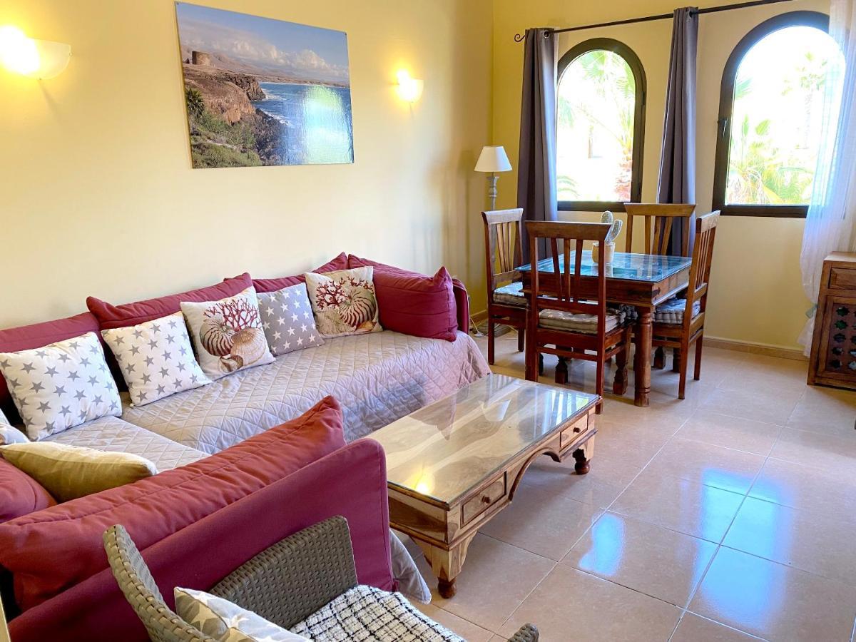 Cosy Corralejo: With Shared Pool Apartment *