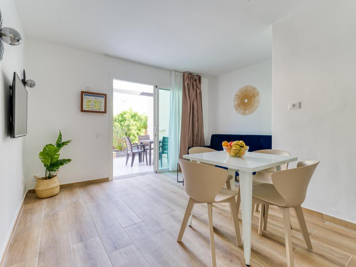 Homeforguest Moderno Con Piscina En Appartement