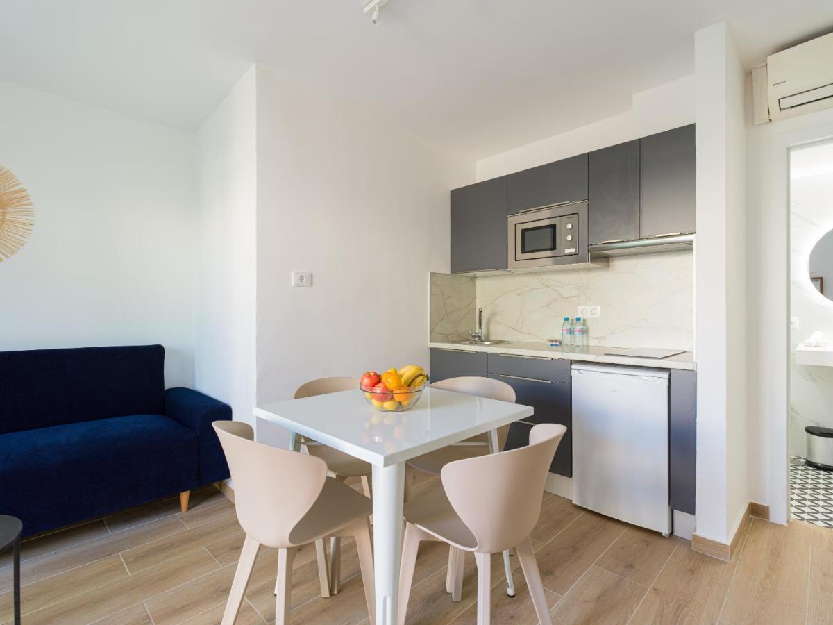 Homeforguest Moderno Con Piscina En