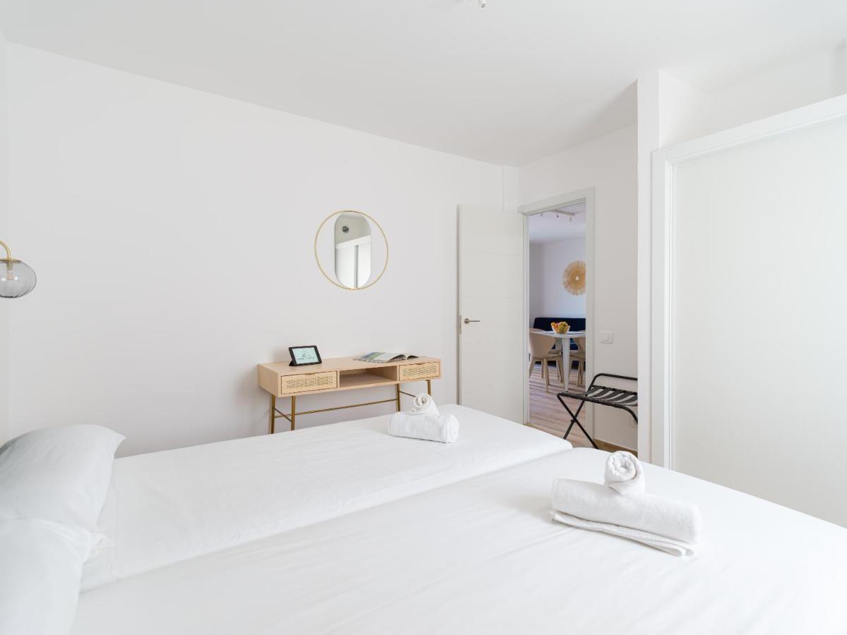 Homeforguest Moderno Con Piscina En Appartement