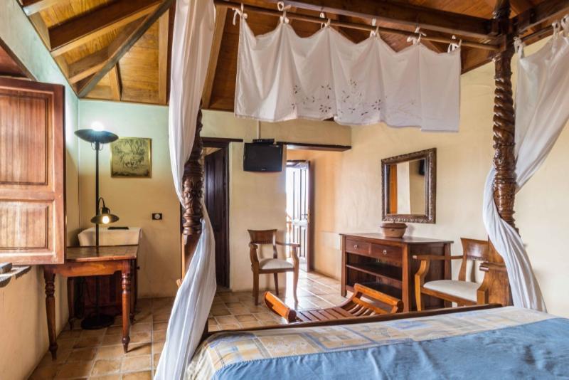 Rural Mahoh Hotel