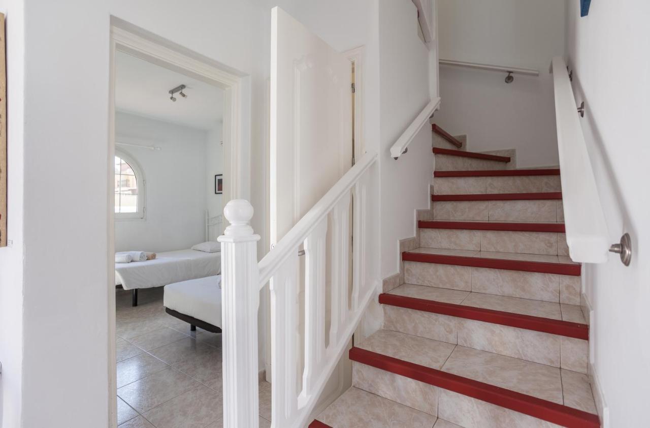 Villa Galera Boutique Art With Private Pools, Free Wifi & Bbq, By Amazzzing Travel *