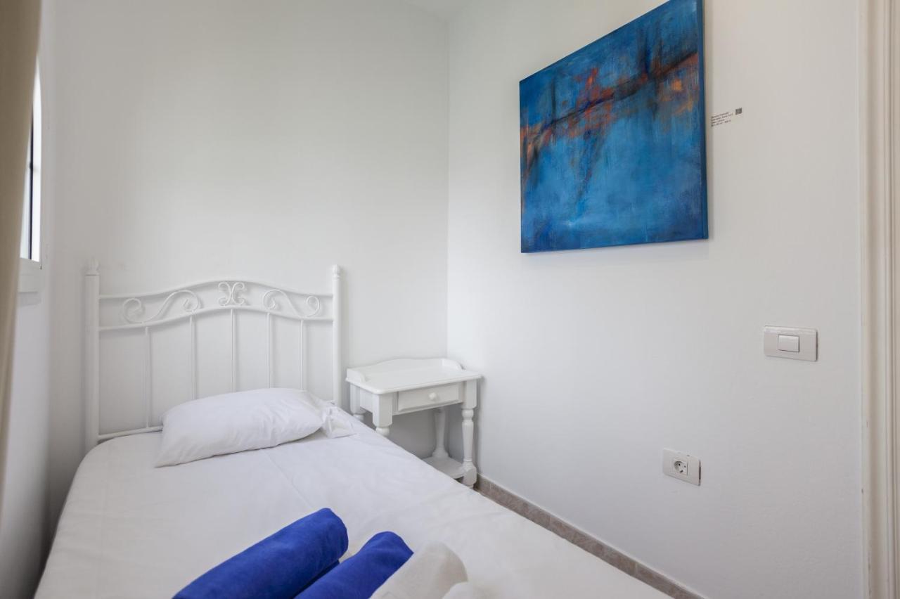 Villa Galera Boutique Art With Private Pools, Free Wifi & Bbq, By Amazzzing Travel *