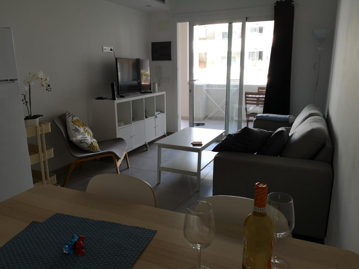 Sun 103 Wifi Free * Corralejo
