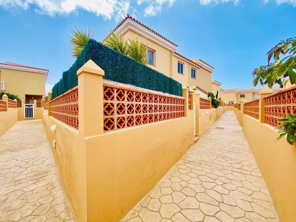 Casa De Acuario Holiday home *