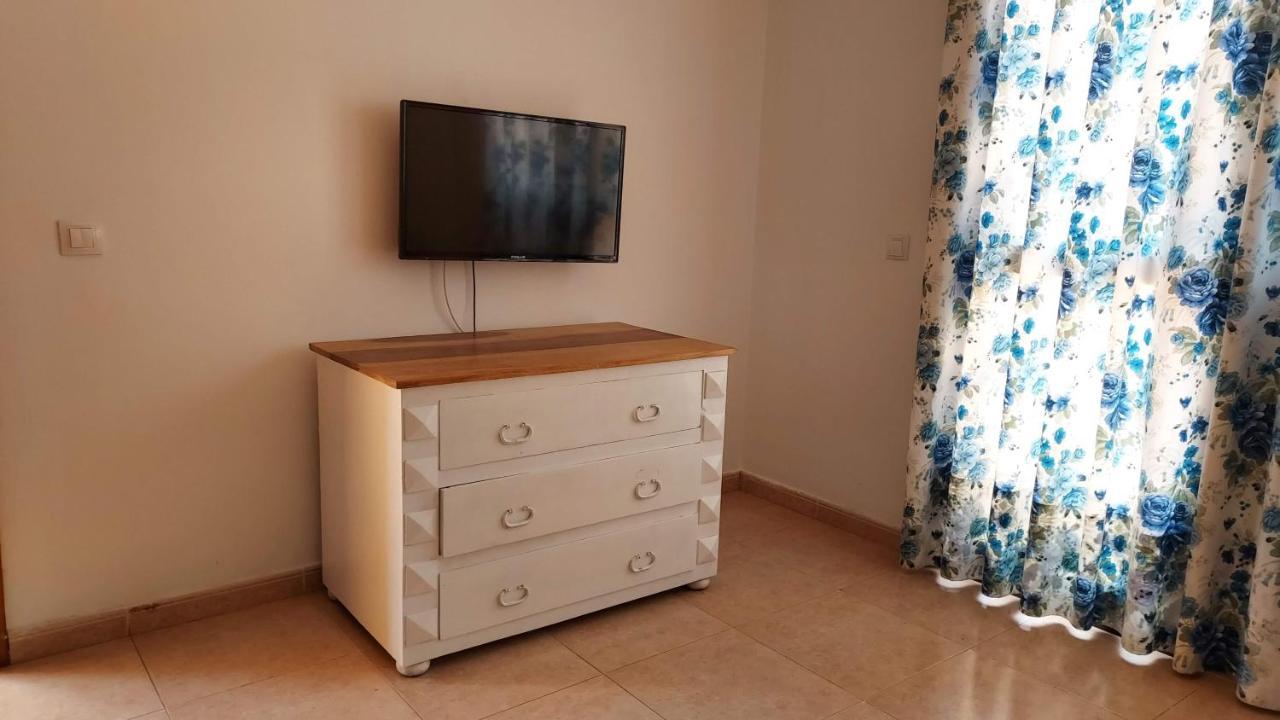 Papagayo 21-22, Big Pool And Free Wifi * Corralejo