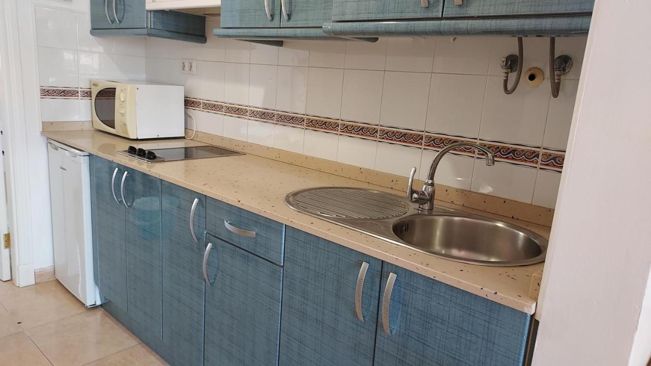 Apartment Papagayo 21-22, Big Pool And Free Wifi *