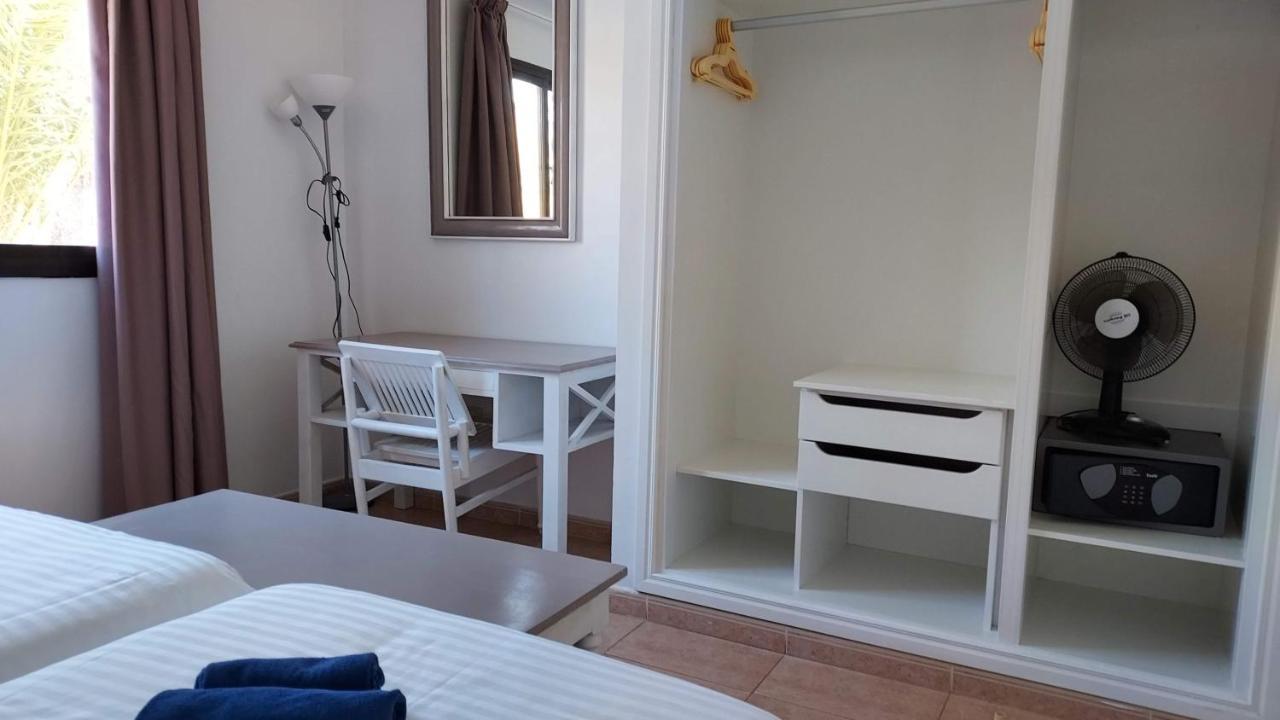 Apartment Papagayo 21-22, Big Pool And Free Wifi *