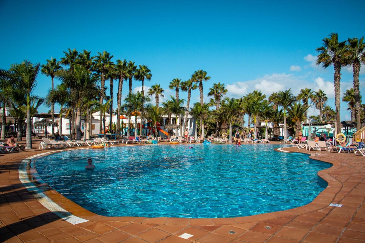 Oasis Dunas Aparthotel