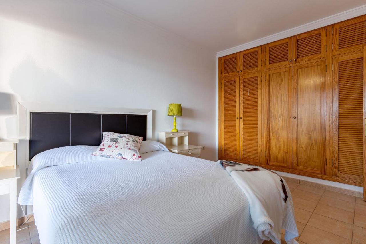 Marina Ii Beachfront By Holidays Villa