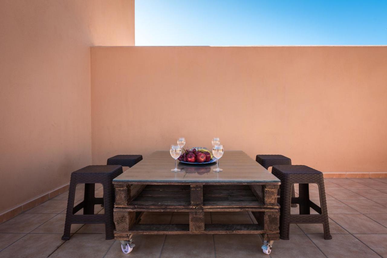 Home2book Vistas Corralejo, Amazing Terrace Apartment