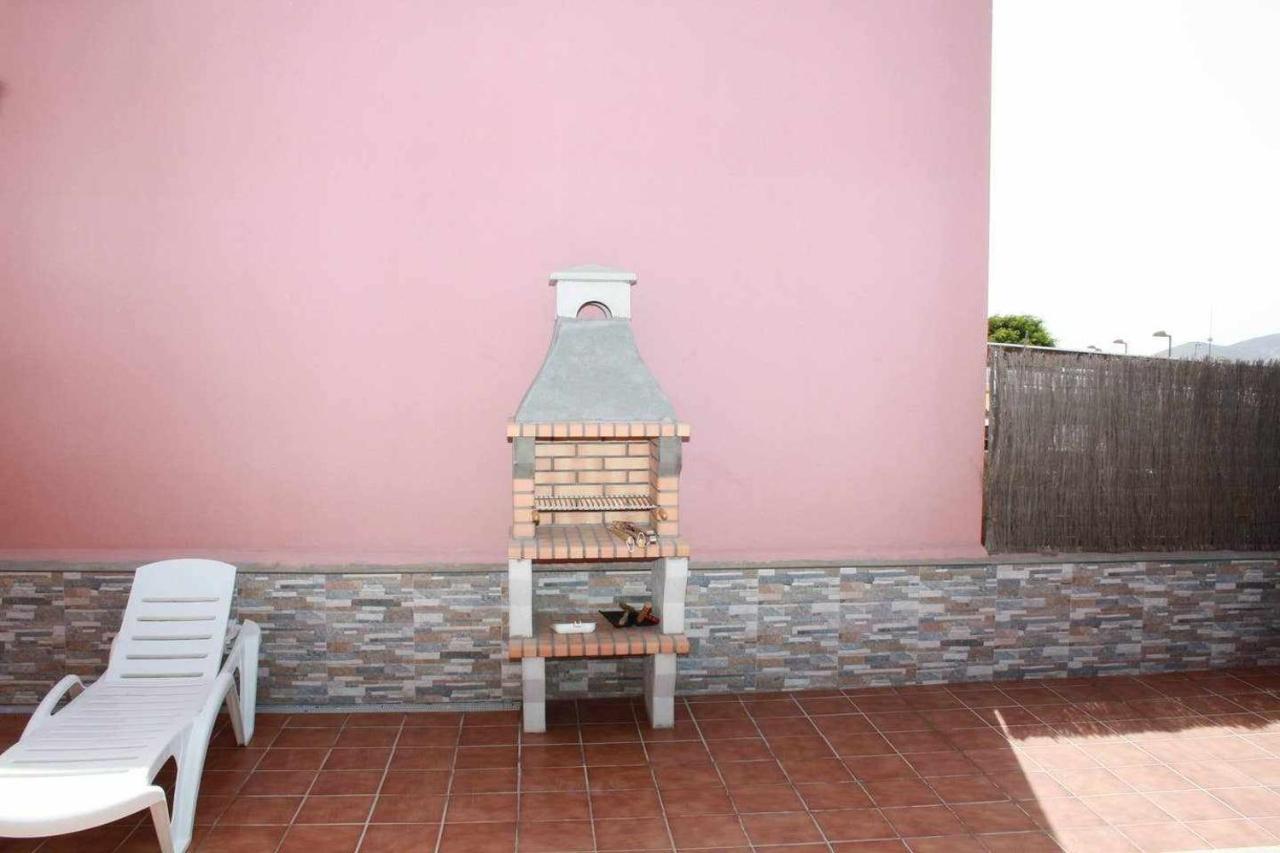 Villa Anju De Tres Con Piscina Corralejo