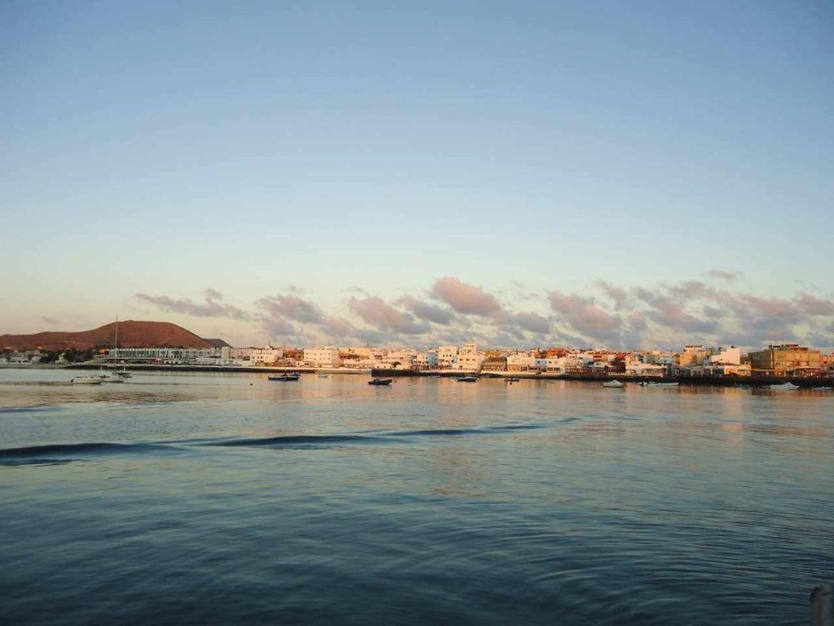 Anju De Tres Con Piscina Corralejo