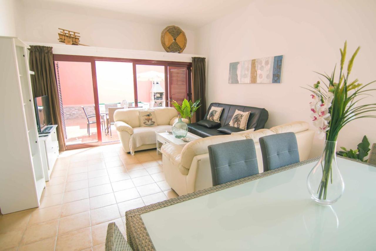Anju De Tres Con Piscina * Corralejo