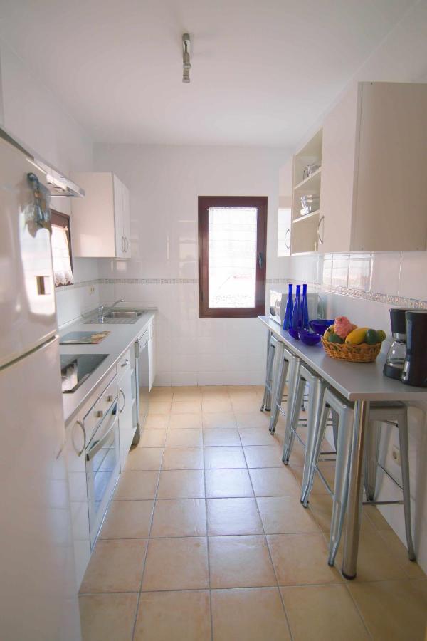 Anju De Tres Con Piscina Villa *