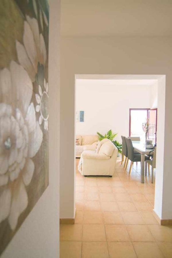 Anju De Tres Con Piscina * Corralejo