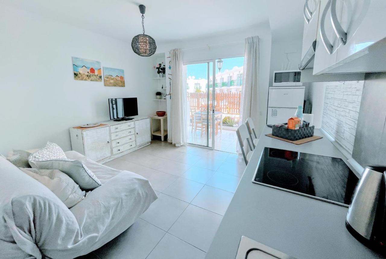 Cleo Pool View & Wi-fi By Irent Fuerteventura Apartment