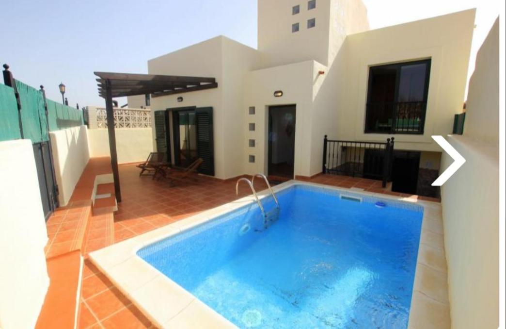 Con Piscina, Vistas, Dunas, Mar, 6 Personas Villa *