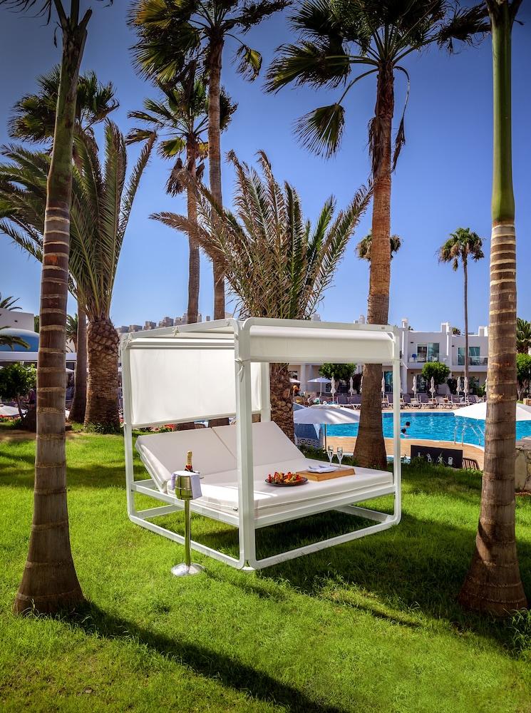 Barcelo Sands Hotel 4*