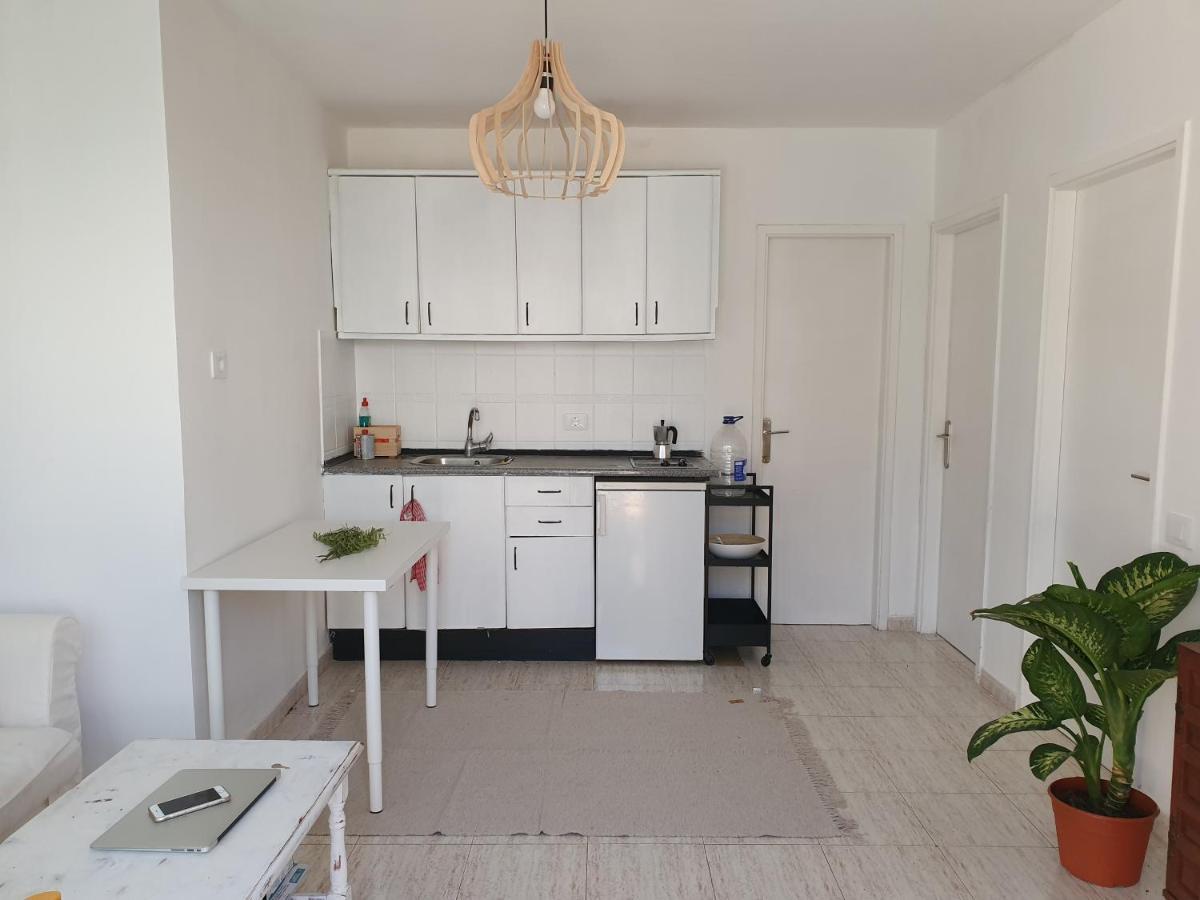 Surf House Next To The Beach, Pool & Tennis - 2 Double Apartment *