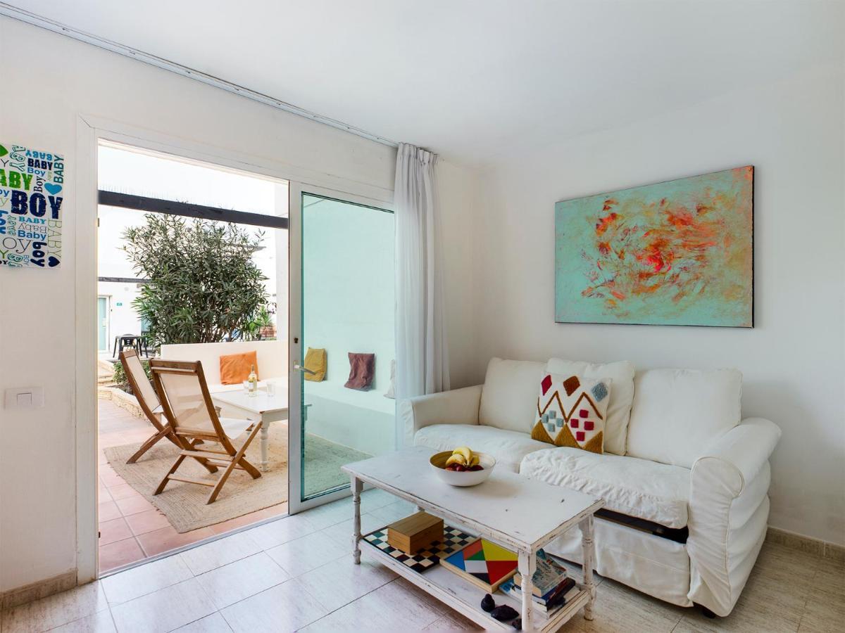 Surf House Next To The Beach, Pool & Tennis - 2 Double Apartment *