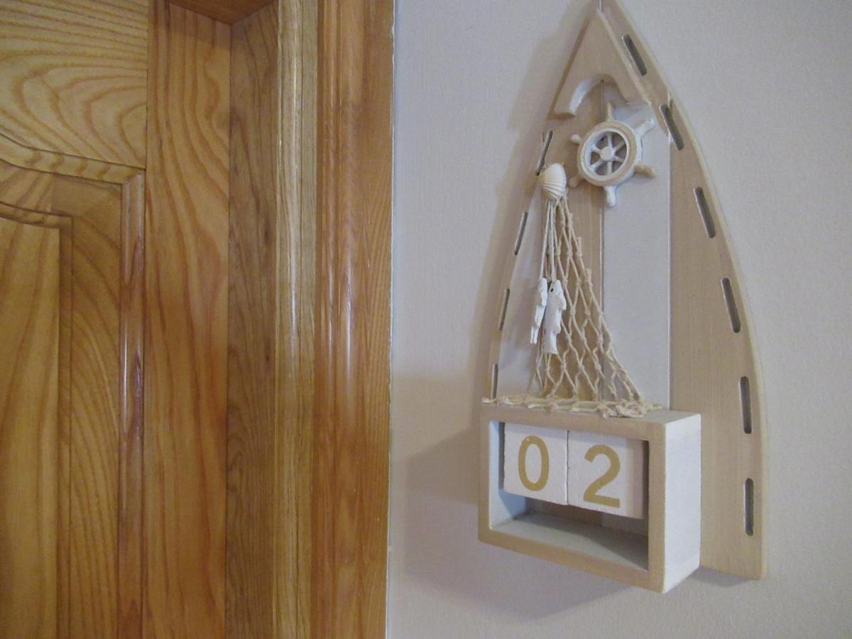 Aparthotel Nautico Suites, Private Room&bathroom (adults Only) *