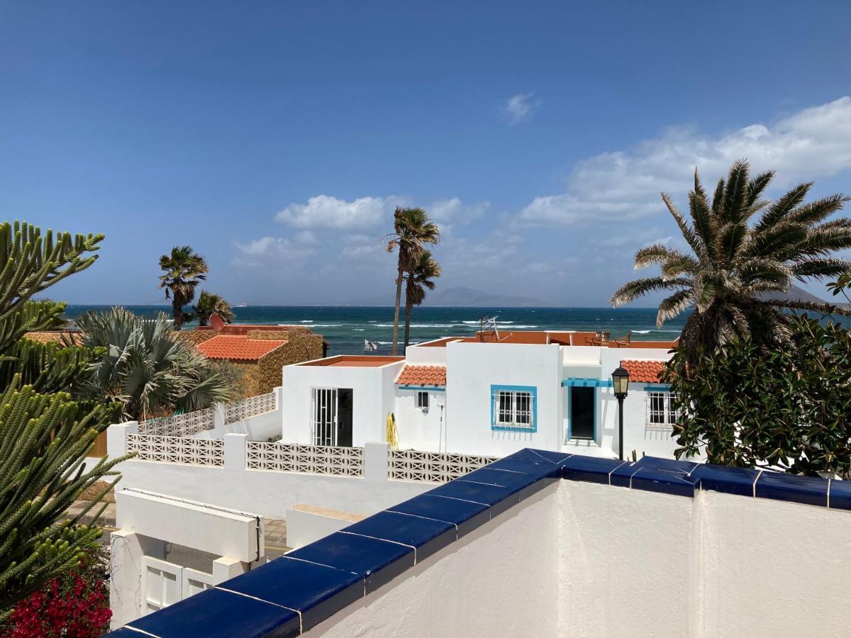 House With The Heated Pool Next To Rocky Point * Corralejo