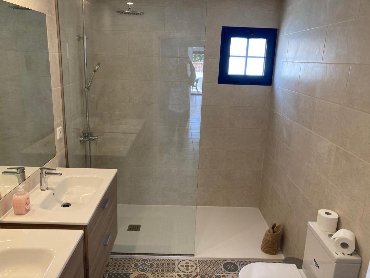 House With The Heated Pool Next To Rocky Point * Corralejo