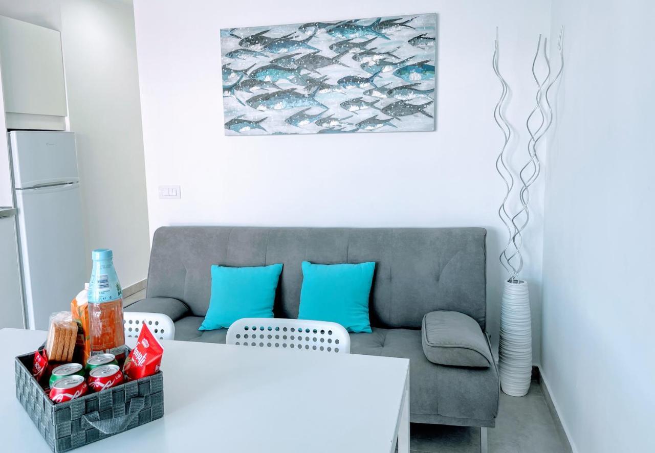 Blue Island Pool View & Wi-fi By Irent Fuerteventura Apartment
