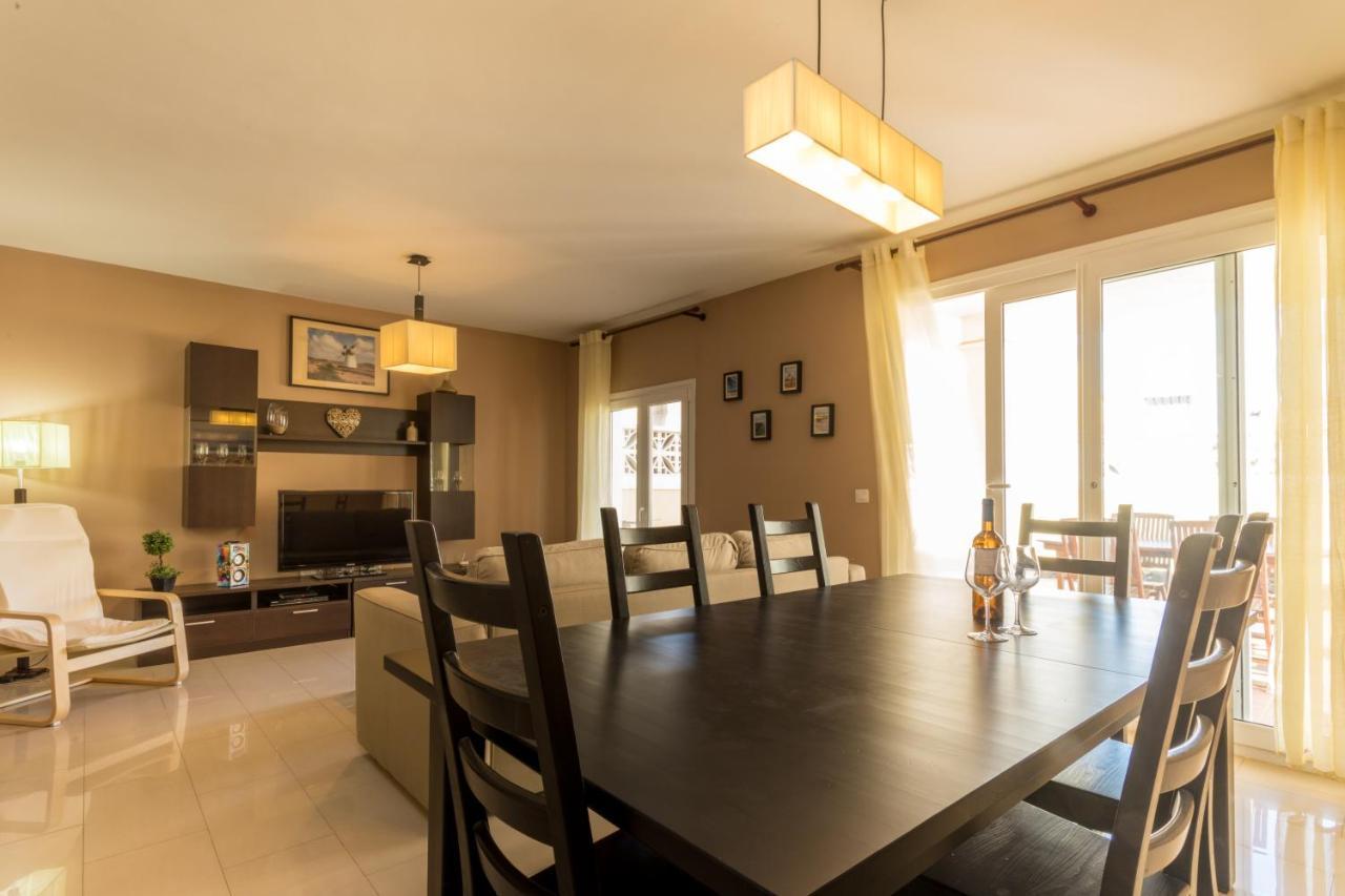 Preciosa Con Piscina Privada - Mapo Corralejo