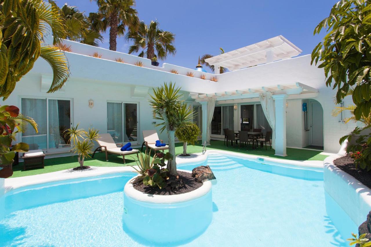 Villa 82