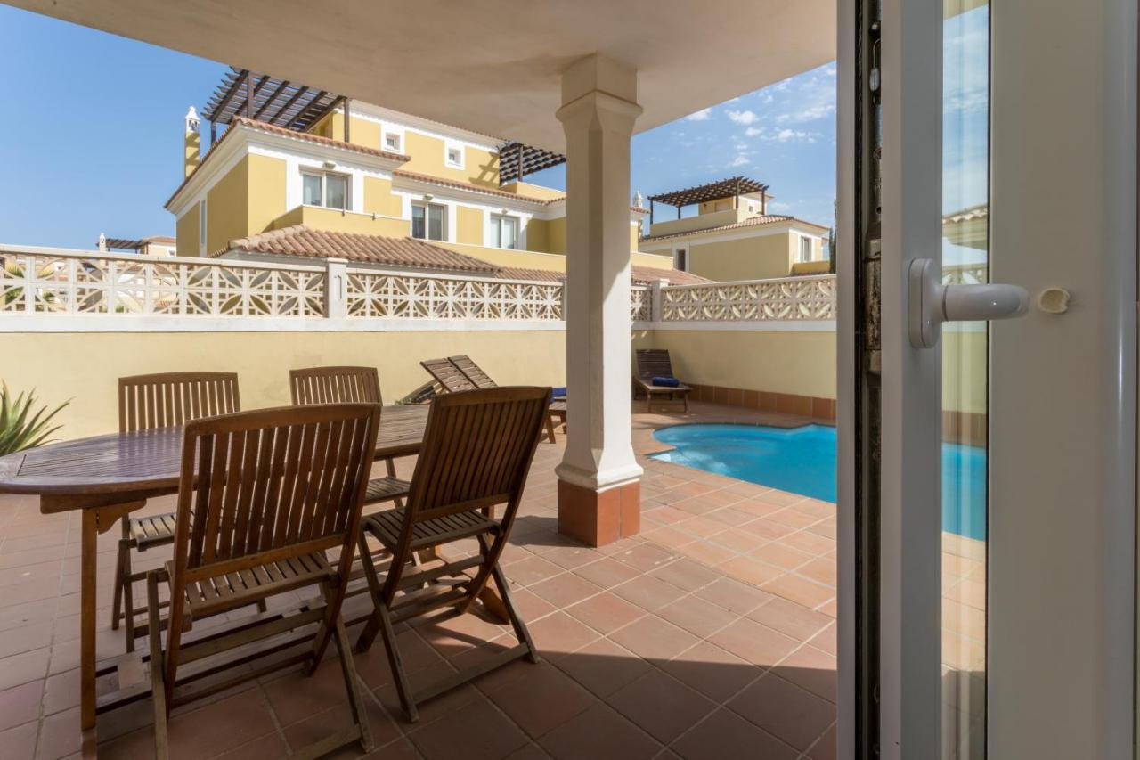 Preciosa Con Piscina Privada - Mapo Villa Corralejo