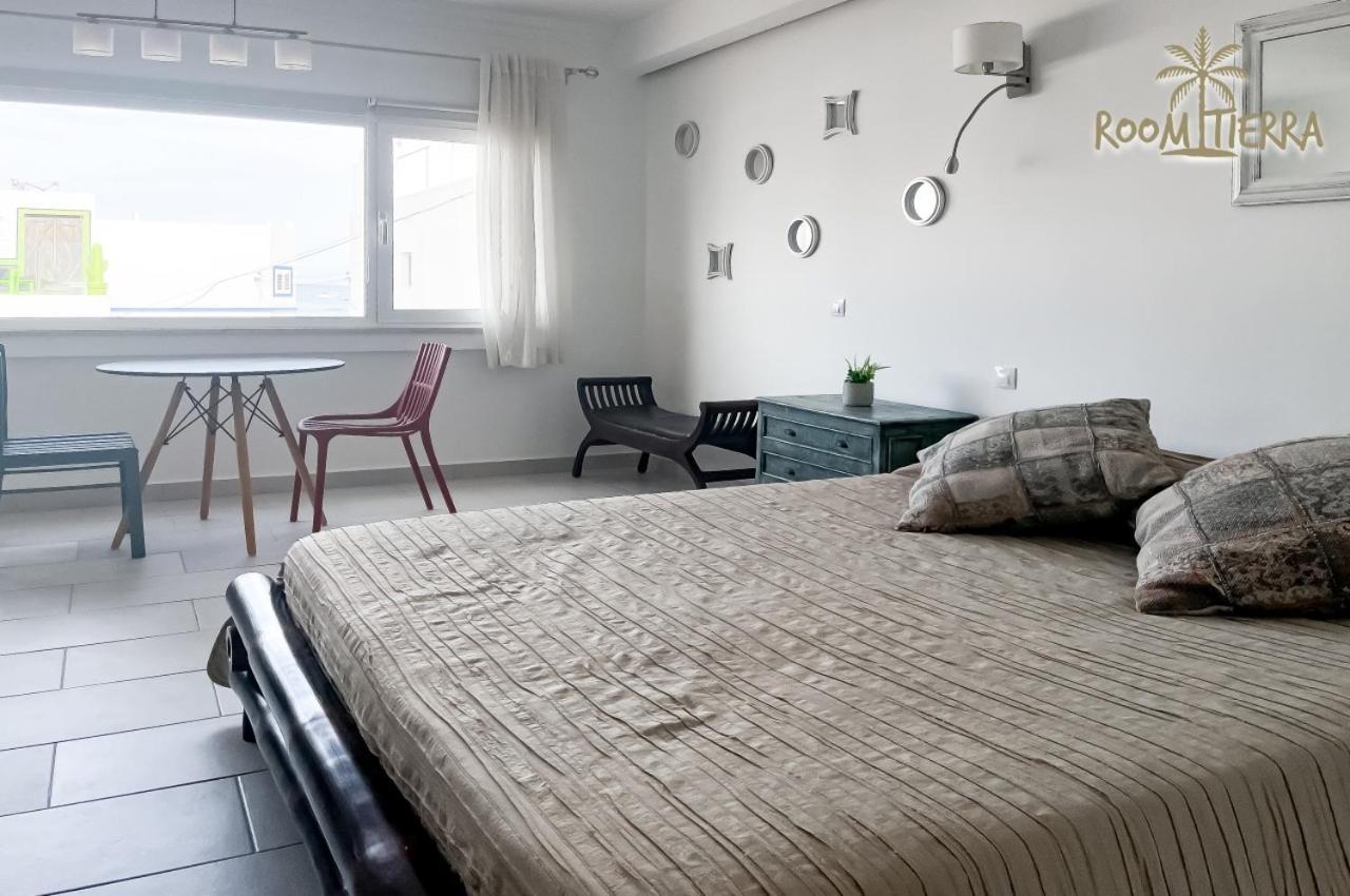Tierra Wifi Free Private Bathroom , Town Apartment Corralejo