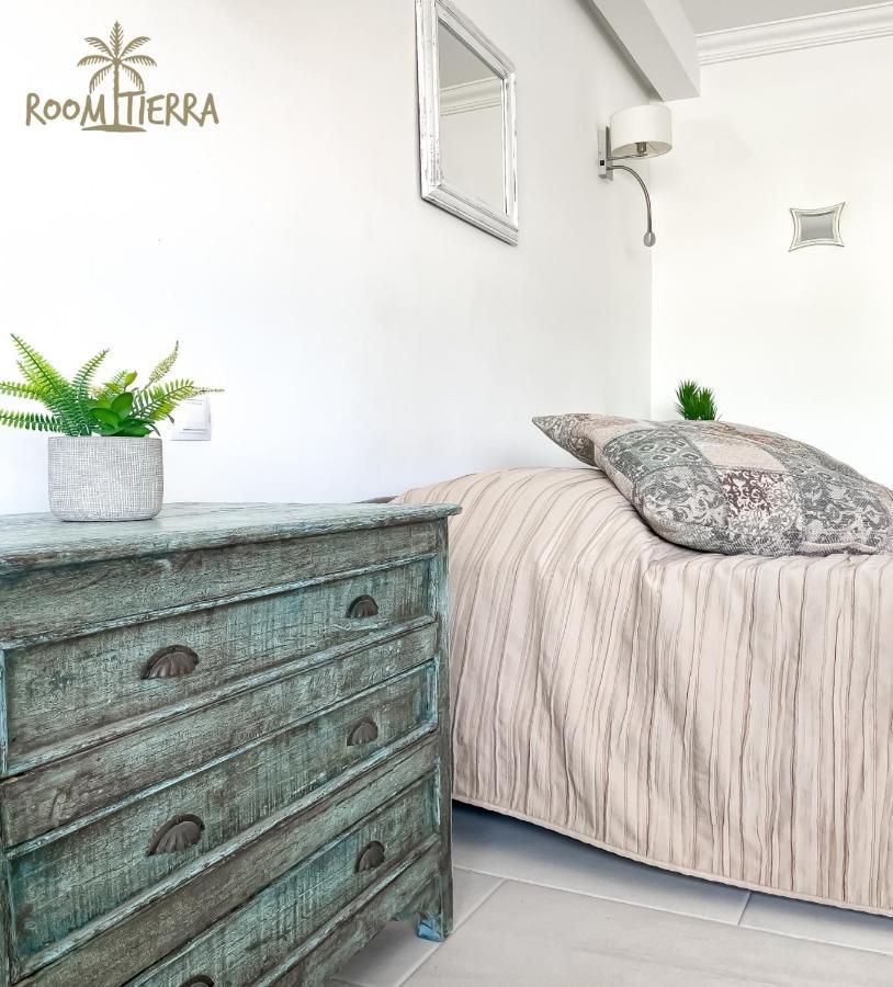 Tierra Wifi Free Private Bathroom , Town Apartment Corralejo