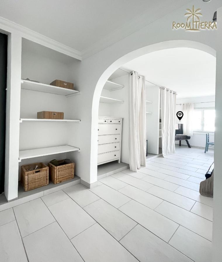 Tierra Wifi Free Private Bathroom , Town Apartment Corralejo