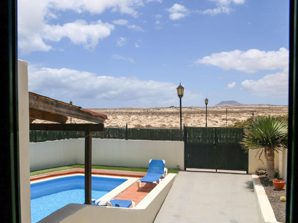 Ferienhaus Con Piscina Cerca De Dunas De *